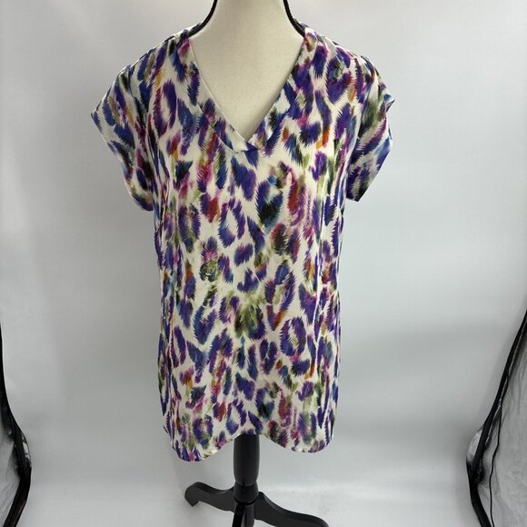 CAbi Womens M Multicolor Abstract V Neck Blouse Short Sleeve Top Casual - Picture 1 of 7